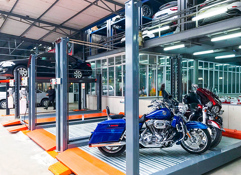 將家用立體車庫轉變?yōu)槎喙δ芸臻g的創(chuàng)意設計